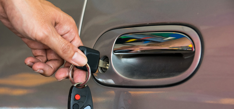 Car door lock repair in Los Alamitos