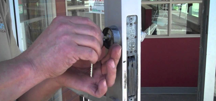 commercial door lock repair Los Alamitos